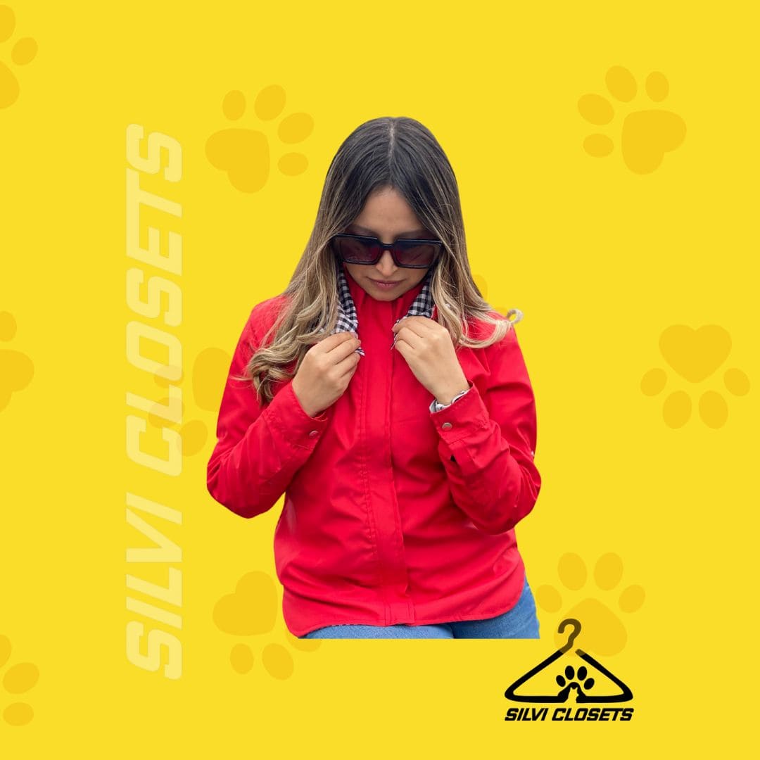 CHAQUETA IMPERMEABLE MATCH DAMA ROJA